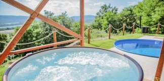 Romantikus szállás pároknak jakuzzival Dunakanyar Panoráma Vendégház Zebegény