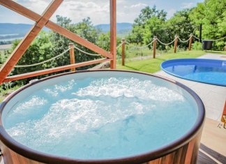 Romantikus szállás pároknak jakuzzival Dunakanyar Panoráma Vendégház Zebegény