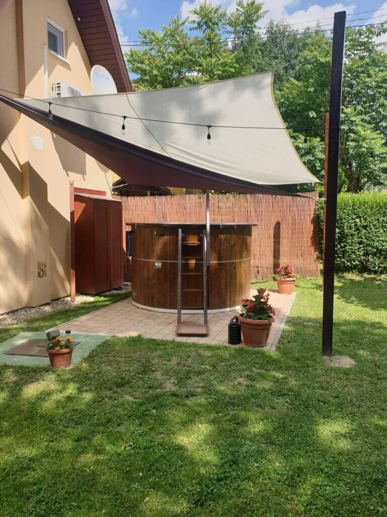 Dézsafürdős Tóparti Üdülőház Gyékényes 